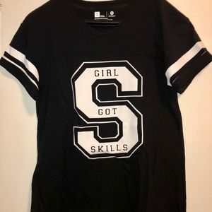 Black “Girl Got Skills” Tee